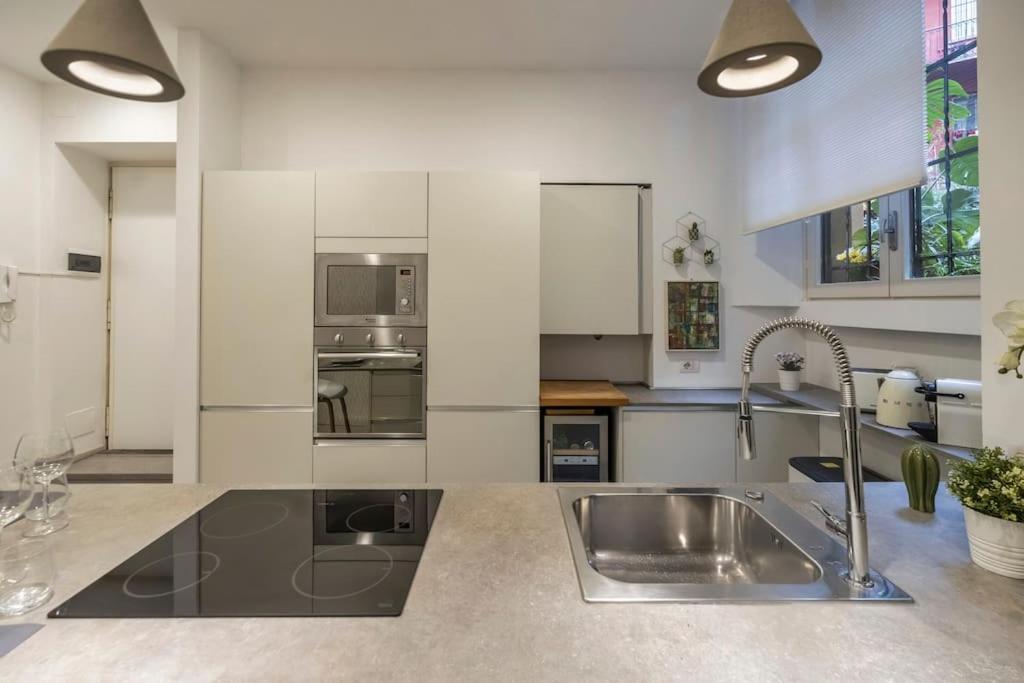 Contemporary Loft - Station Milan
